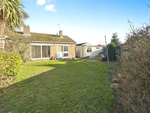 CLOVER DRIVE- click for photo gallery